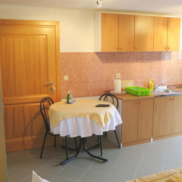 Kitchen, Studio Danijel, Paralela Tours Dobrinj