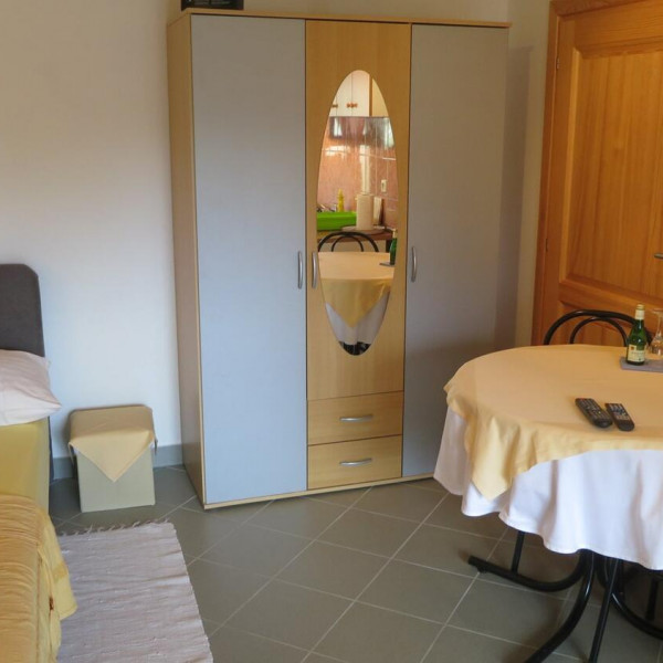 Camere da letto, Studio Danijel, Paralela Tours Dobrinj