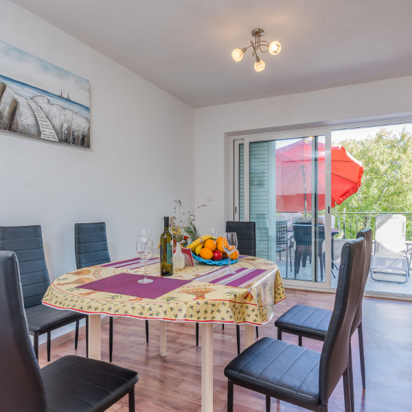 Kuhinja, Apartmani Ana, Paralela Tours Dobrinj