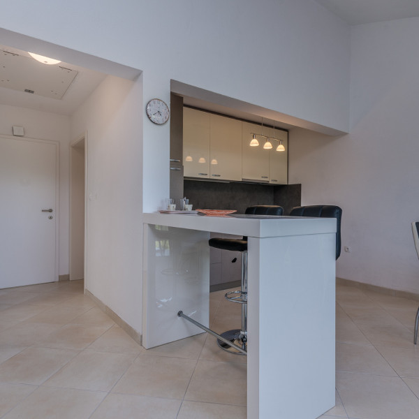Dnevni boravak, Apartmani Ana, Paralela Tours Dobrinj
