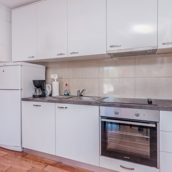 Kuhinja, Apartmani Ana, Paralela Tours Dobrinj