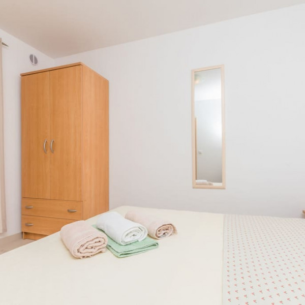 Bedrooms, Fenix 2, Paralela Tours Dobrinj