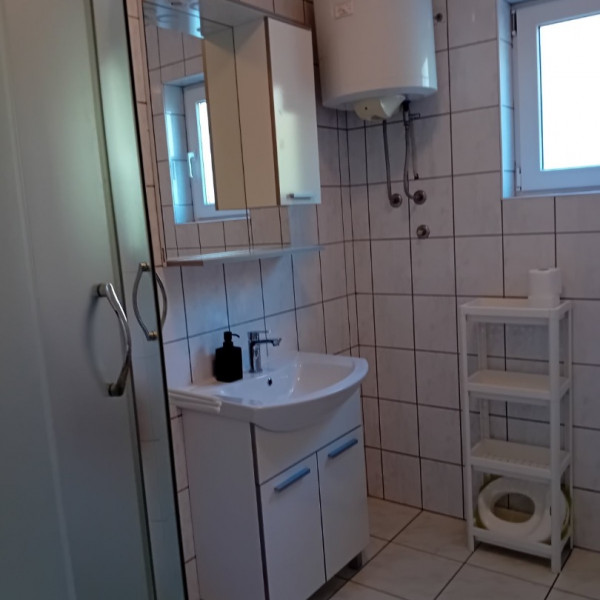 Bagno / wc, Kovač 2, Paralela Tours Dobrinj