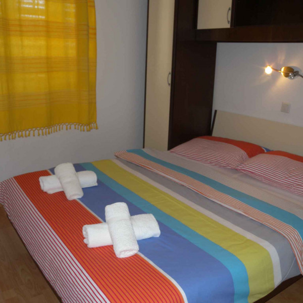 Bedrooms, Jasna 1, Paralela Tours Dobrinj