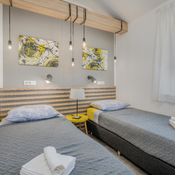 Bedrooms, Sunshine, Paralela Tours Dobrinj