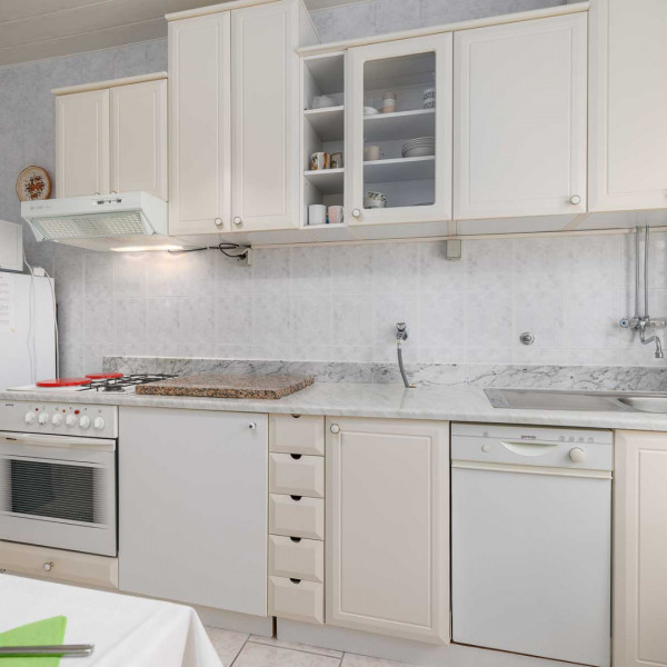 Küche, Apartmani Karla, Paralela Tours Dobrinj