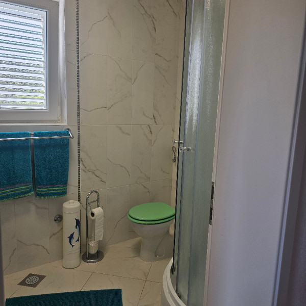 Bad, Apartmani Ana, Paralela Tours Dobrinj