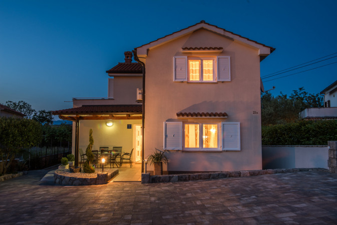 Villa Marina, Paralela Tours Dobrinj